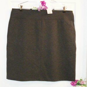 CATO NWT XL Gray Stretch Knit Skirt Knee Length Pull On